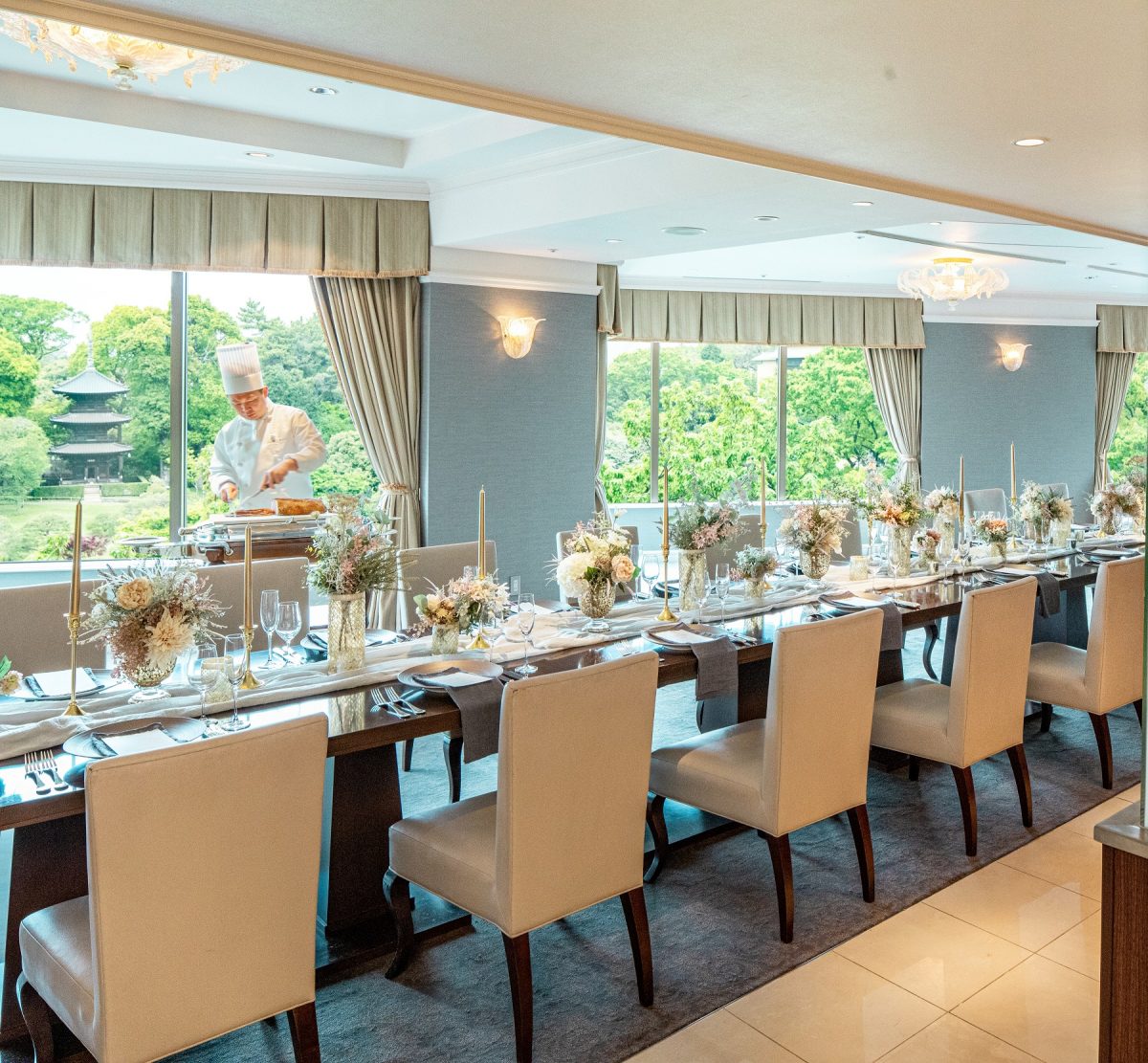 少人数専用のオープンキッチン付の会場