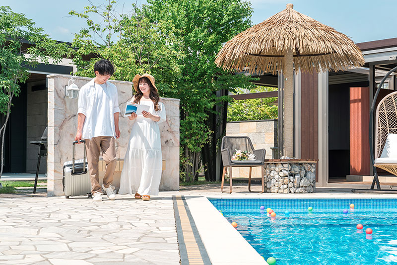 新婚旅行はいつ行く？式直後に行く人が多いってホント？調査データからみるタイミングの決め方